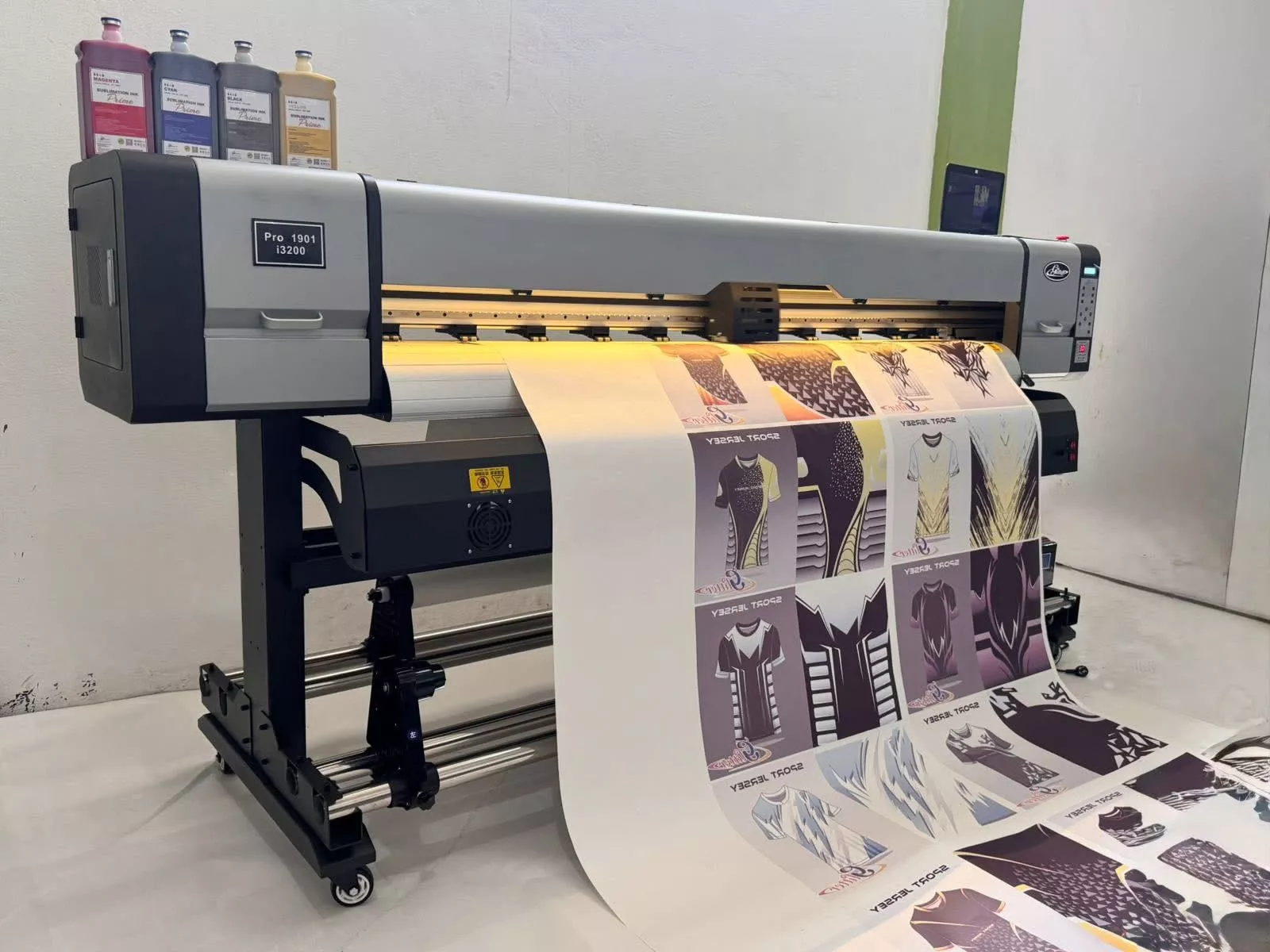 Glitter Pro 1901 i3200 /Ecosolvent Dijital Baskı Makinesi