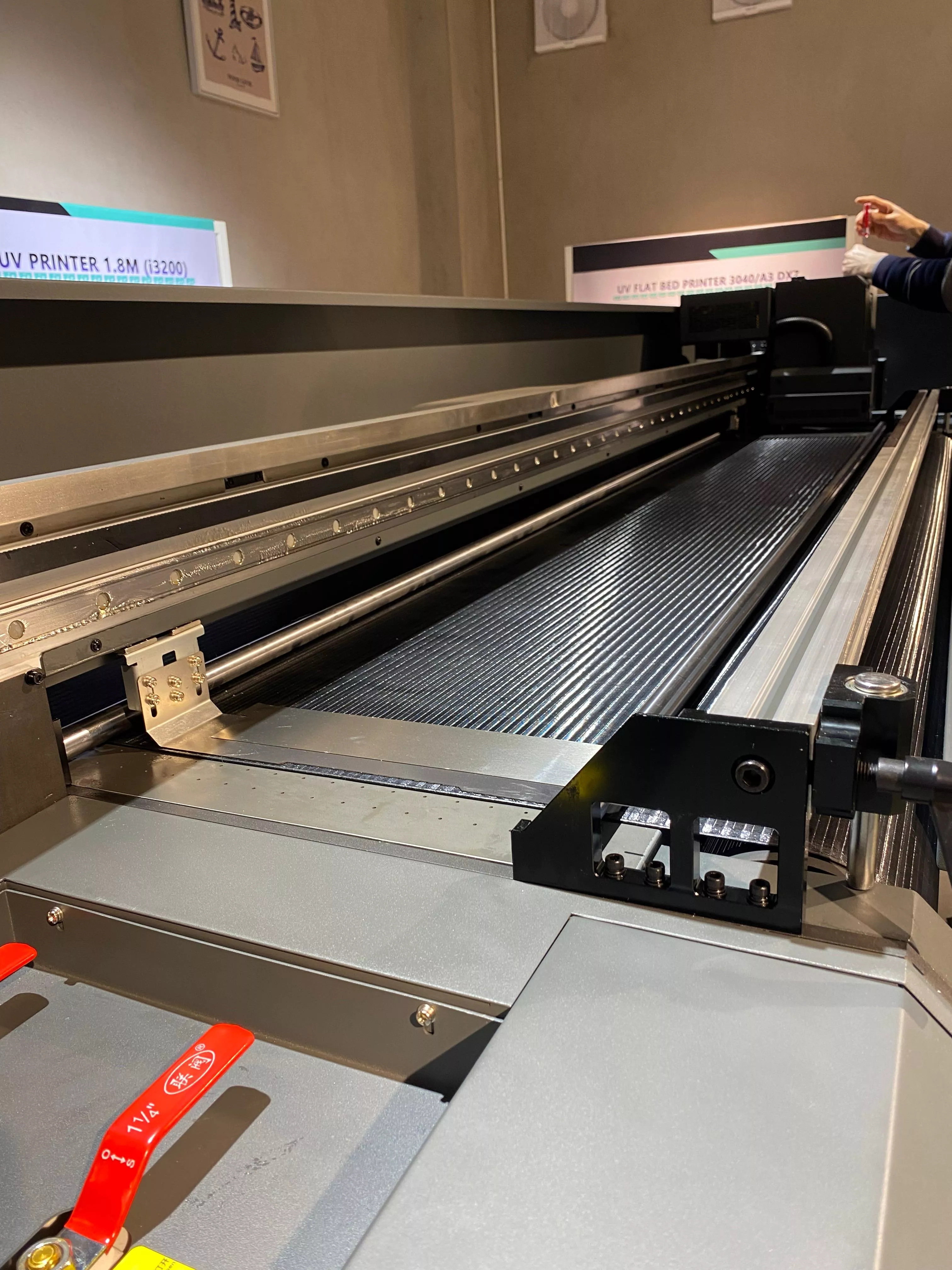 Hybrit UV Dijital Baskı Makinesi 1804 i3200